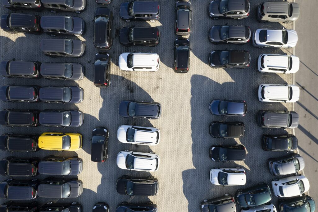 Yard for the storage of cars for sale